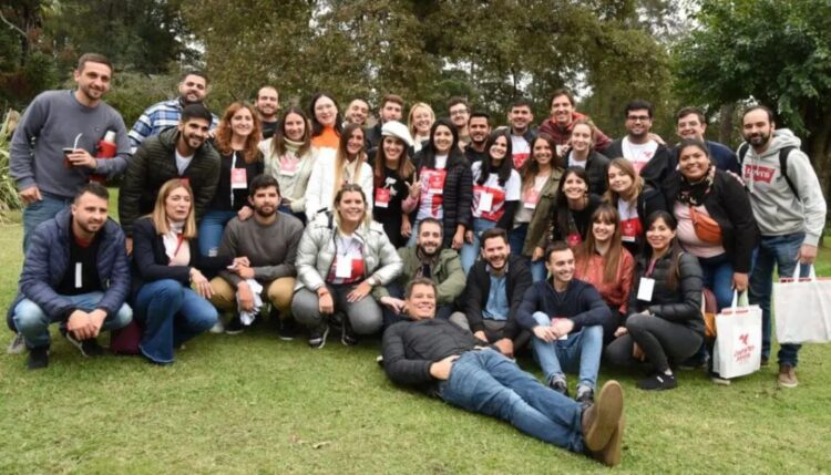 LA JUVENTUD RADICAL SE REUNIÓ POR EL MEDIO AMBIENTE