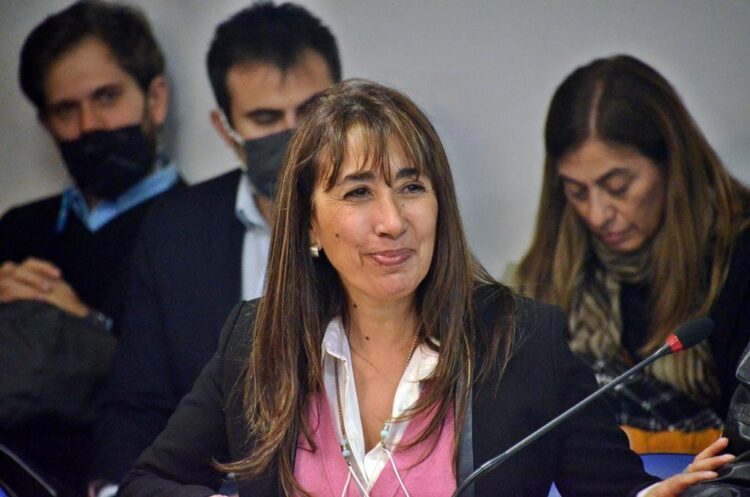 Roxana Reyes integrará comisiones claves para el desarrollo de Santa Cruz