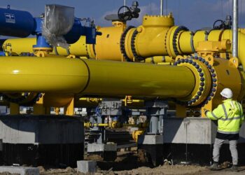 Ucrania frenó el tránsito de parte del gas que transporta de Rusia a Europa