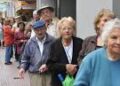 MÁS DE 7,4 MILLONES DE JUBILADOS Y PENSIONADOS COBRARÁN EL AGUINALDO EN JUNIO