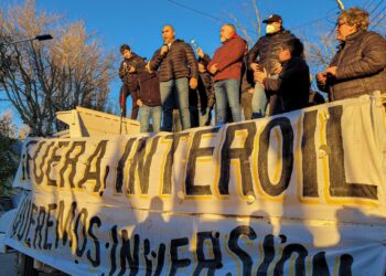 Asamblea petrolera en casa de gobierno: “Si alguien se tiene que ir es Interoil, no los trabajadores”