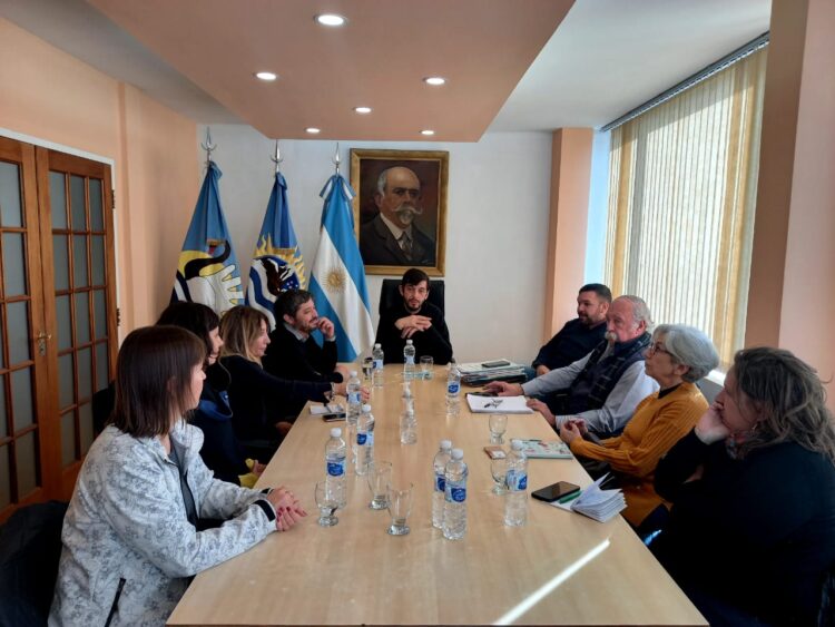 SE CONFORMO LA COMISION ASESORA DEL SITIO “CUEVA DE LAS MANOS”