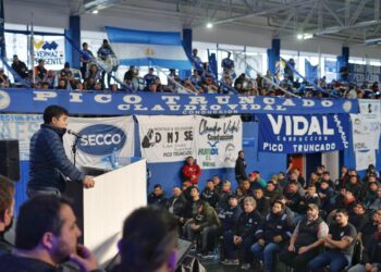 Claudio Vidal, tras la aprobación de la Memoria y Balance Petrolera: “Esto es un claro ejemplo de que las cosas se pueden hacer bien”