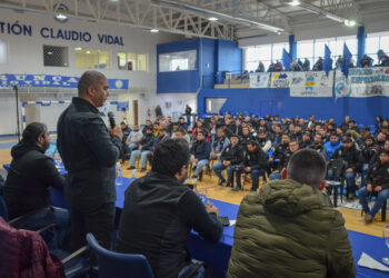 Delegados petroleros destacaron el “logro histórico” de casi 80% de aumento