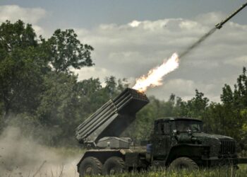 Rusia bombardeó Sloviansk y su alcalde llamó a evacuar