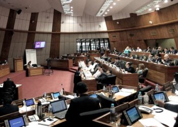 Paraguay: Tenso debate sobre el posible juicio político a la fiscal general por el caso Cartes