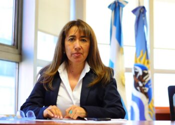Roxana Reyes: “Intolerantes al diálogo y mal educados”