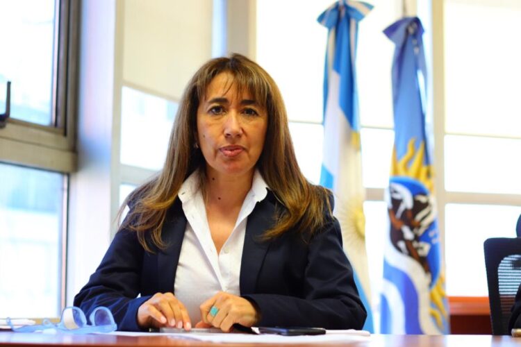 Roxana Reyes: “Intolerantes al diálogo y mal educados”