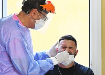 Hubo 52.745 contagios de coronavirus en el país, un 26% más que la semana pasada