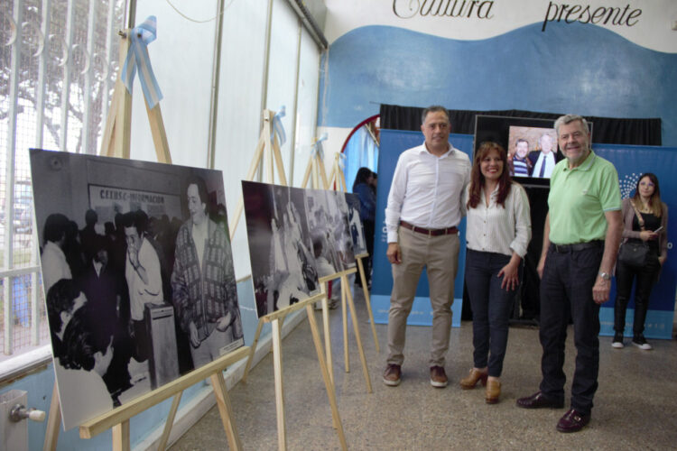Inauguración de la Muestra Néstor Kirchner en Pico TRuncado