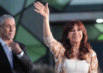 Cristina Fernández: «No es renunciamiento ni autoexclusión, es proscripción»