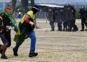Cerca de 400 bolsonaristas fueron detenidos por invadir edificios públicos