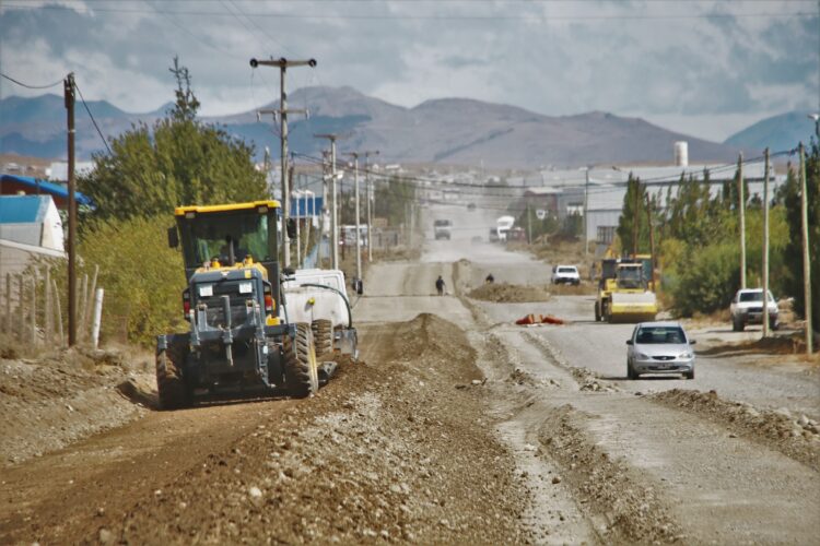 EL CALAFATE: “Vamos a realizar más de 10.000 m2 de asfalto en la Av. Cepernic”