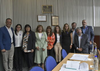 Descubrieron placas en homenaje a mujeres legisladoras en el 50° Periodo Legislativo