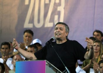 Los discursos de Axel y Máximo en Avellaneda: Ni candidatos ni proyecto propio.