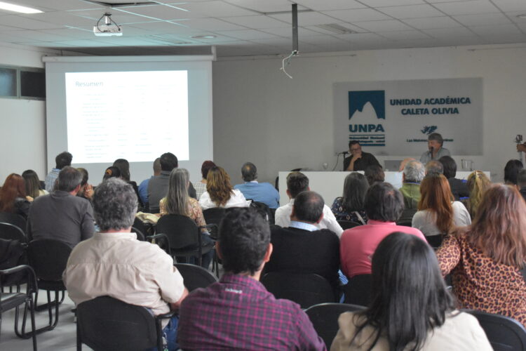 COMUNICADO: Diputado Oliva: “Es muy positivo nuestro balance de la presentación del proyecto de ‘Agua Sustentable’ en Caleta Olivia”