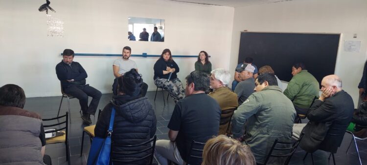 ROQUEL: «VAMOS A DEFENDER LA PLAZA JUNTO A LOS VECINOS»