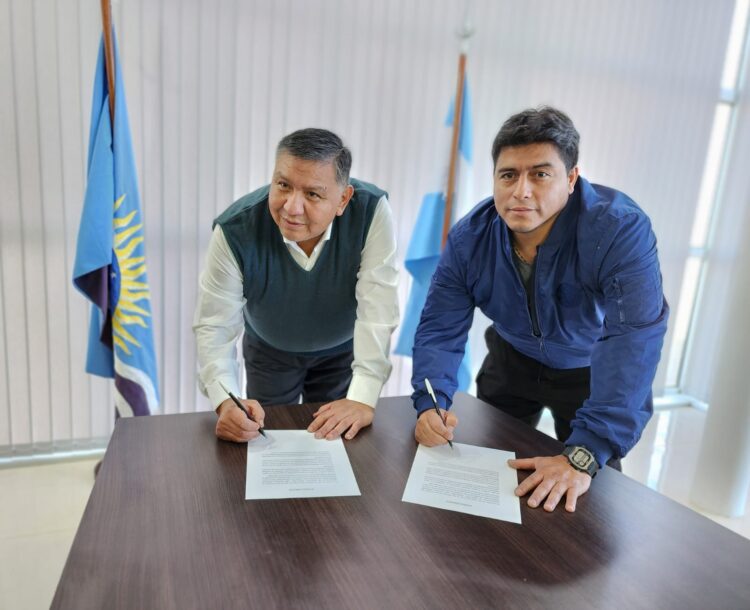 CLAUDIO VIDAL Y LOMA ÁVILA REALIZAN ALIANZA “POR LA REPARACIÓN HISTÓRICA DE LA CUENCA”