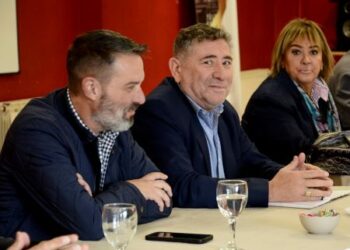 Enrique: “Los docentes son el único sector de trabajadores de la provincia que tiene la cláusula gatillo”