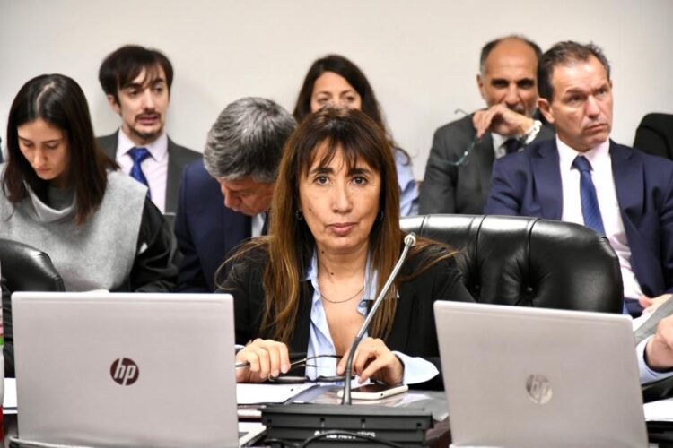 Roxana Reyes llevará acusación a Juez Bento