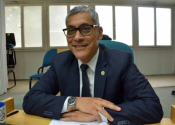 Rechazan cobro en dólares de barcaza que une a Santa Cruz con Tierra del Fuego