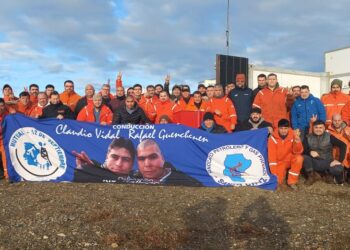 Petroleros inicia paro a PECOM