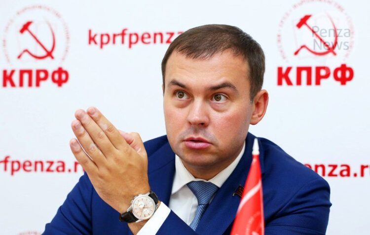 Rusia. Afonin: “Junto con la central de Kajovka destruyeron un complejo económico único creado por el pueblo soviético”