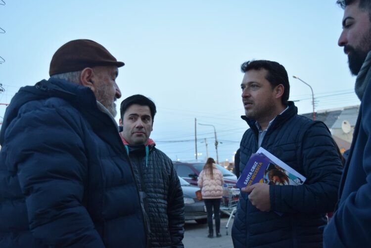 CUCHI VERA: «Santa Cruz necesita un CAMBIO y Vidal es más de lo mismo.»