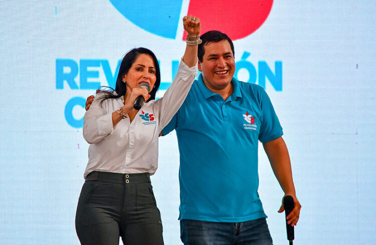 Ecuador. Elecciones. Resultados a pie de urna: por amplio margen se impone Luisa González, de Revolución Ciudadana /Todo indica que habrá segunda vuelta