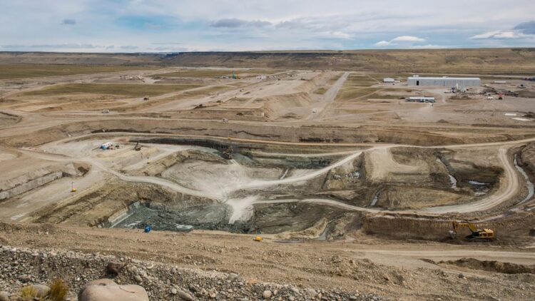 China envía dos turbinas de 120 MW para una represa hidroeléctrica del río Santa Cruz