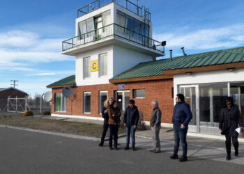 Roxana Reyes impulsa el crecimiento económico y turístico en la zona noroeste de Santa Cruz mediante la ampliación del Aeropuerto de Perito Moreno.