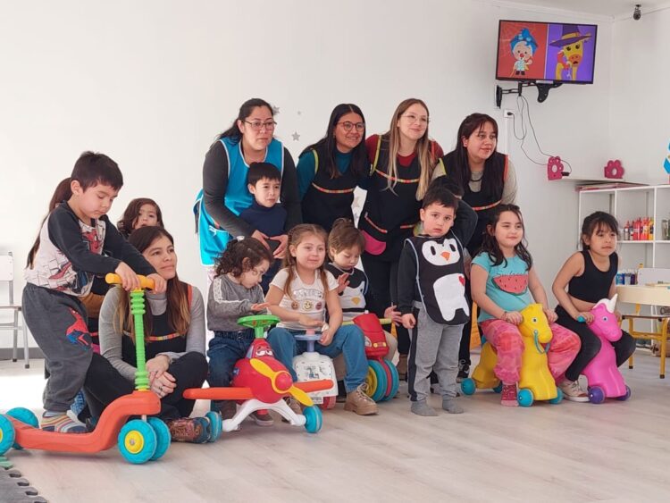 LAGO POSADAS: Reapertura del Jardín Maternal Comunal “Los Pingüinitos”.