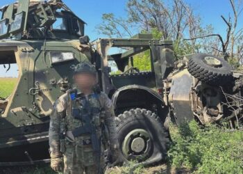 Ucrania. Columna de vehículos blindados de fabricación estadounidense destruida en Zaporiyia