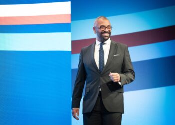 Argentina. El canciller británico desafía a la ONU y anunció una visita a Malvinas