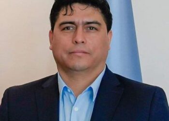 Claudio Vidal asumirá como nuevo gobernador de Santa Cruz