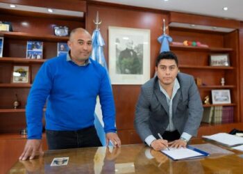 Claudio Vidal nombró a Cristian Mansilla como presidente del IDUV