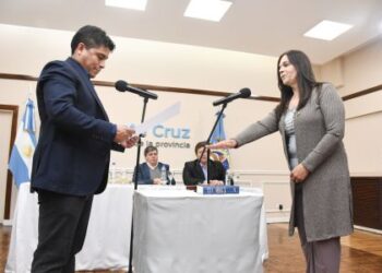 Vidal tomó juramento a los nuevos presidentes de las Comisiones de Fomento de Santa Cruz