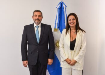 SANDRA PETTOVELLO PUSO EN FUNCIONES A MARIANO DE LOS HEROS