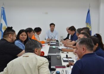 Paritaria docente: El Gobierno y los gremios pasaron a cuarto intermedio hasta hoy domingo