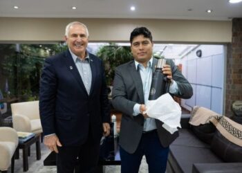 Vidal con Stanley: Regalos y “una charla profunda” de más de 3 horas