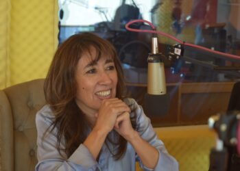 ROXANA REYES IMPULSA LA «FICHA LIMPIA»