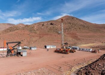 “ALTA PERFORACIÓN”: PYMES LLEVAN EQUIPOS PETROLEROS A 3.000 METROS SOBRE EL NIVEL DEL MAR