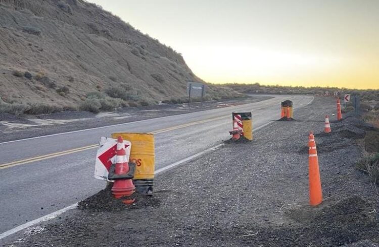VIALIDAD NACIONAL TRABAJA EN EL SECTOR AFECTADO DE LA RUTA NACIONAL 3,KM 1.860, EN LA ZONA DE “PUNTA PELIGRO”