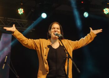 SE LARGA LA TEMPORADA: Gabriela Carel se presenta en la costa y en la cordillera