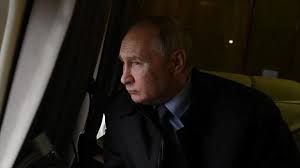 Rusia. Helicóptero de Putin evade un ataque con drones ucranianos en Kursk