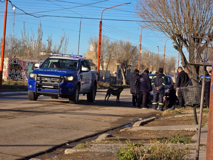 Realizan operativo por presunta tenencia de estupefaciente en Pico Truncado