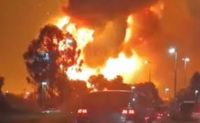 Explosiones y caos en el polo industrial de Ezeiza: hay al menos 15 heridos