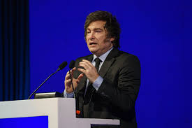 Monotributo: Milei negó cambios y acusó a periodistas de «mentir y operar»