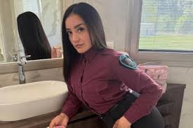 Echaron a la oficial de la Policía porteña que subía videos eróticos a sus redes