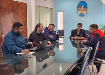 El Intendente de Pico Truncado mantuvo reunión con representantes de Servicios Públicos